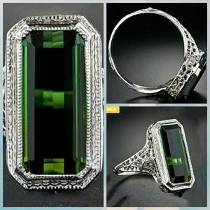 Ladies sterling silver green AAA zircon ring